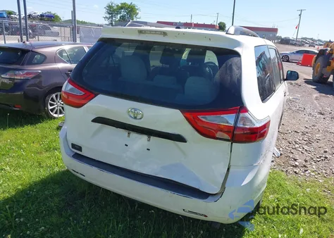 2015 Toyota Sienna Le 8 Passenger из США, поврежденный, VIN 5TDKK3DC0FS611063